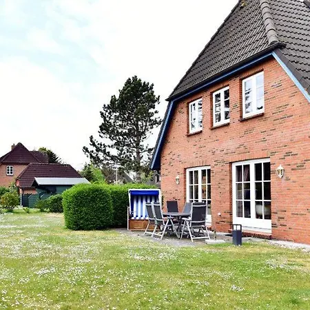 Holiday home Haus Austernfischer *